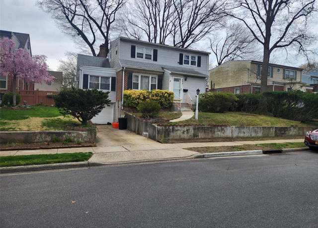 Property at 899 Cleveland St, West Hempstead, NY 11552, 4 beds, 2 baths