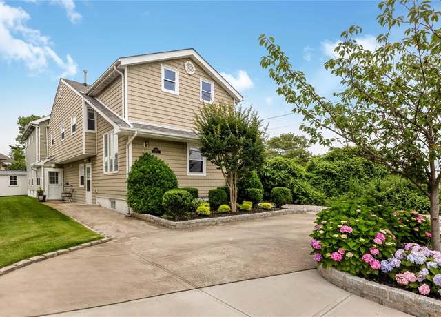 Property at 1579 Park St, Atlantic Beach, NY 11509, 4 beds, 3.5 baths