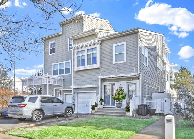Property at 192 Beach 74th St, Arverne, NY 11692, 4 beds, 3 baths