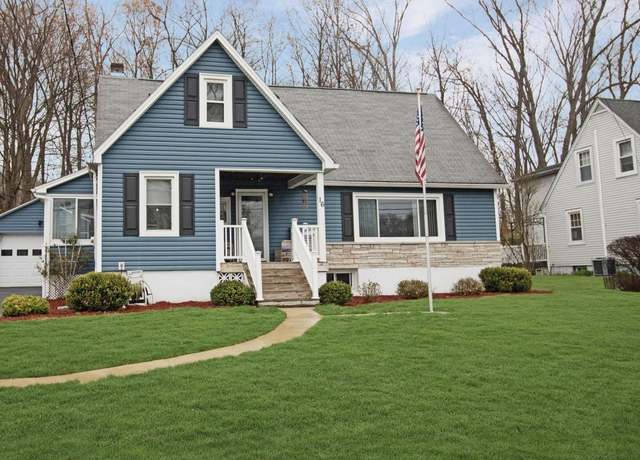 Property at 16 Wintergreen Ave, Newburgh, NY 12550, 4 beds, 2.5 baths