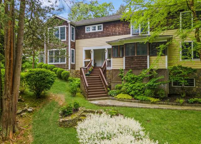 Property at 125 Hawkes Ave, Ossining, NY 10562, 4 beds, 3.5 baths
