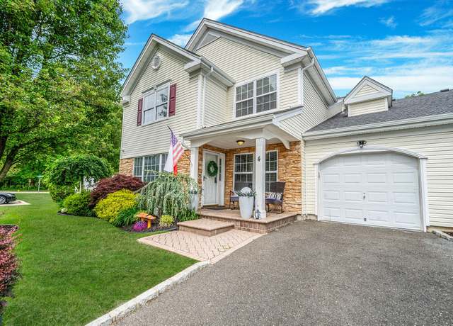 Property at 4 Cari Ln, Middle Island, NY 11953, 2 beds, 2 baths