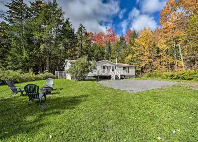 Property at 264 Bloomer Rd, Tannersville, NY 12485, 3 beds, 2 baths