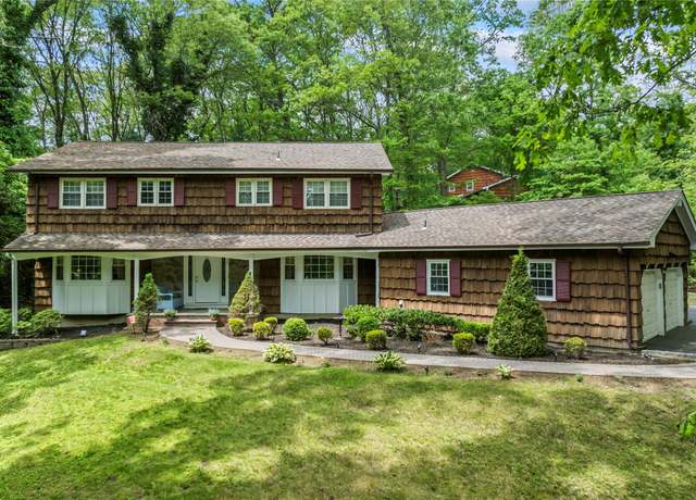 Property at 9 Maryland St, Dix Hills, NY 11746, 5 beds, 2.5 baths
