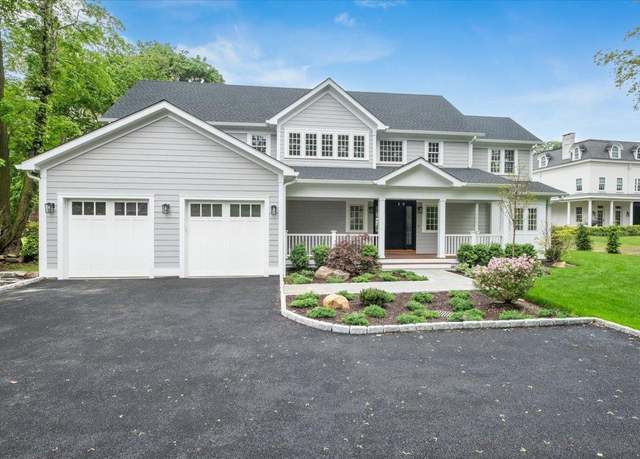 Property at 240 Fort Hill Rd, Scarsdale, NY 10583, 5 beds, 4.5 baths