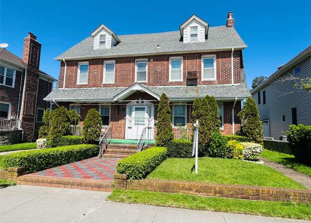 Property at 172 Beach 136th St, Rockaway Park, NY 11694, 6 beds, 4 baths