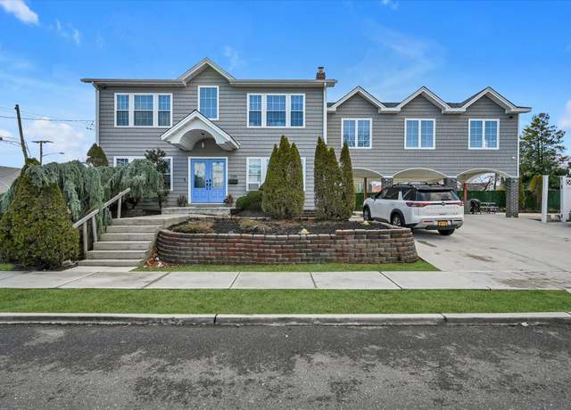 Property at 134 Martens Ave, Valley Stream, NY 11580, 5 beds, 4 baths