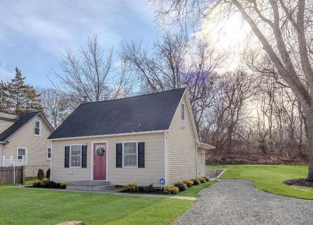 Property at 50 Peconic St, Selden, NY 11784, 3 beds, 1 bath