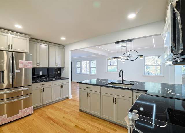 Property at 10 Rogers Rd, Hyde Park, NY 12538, 4 beds, 2 baths