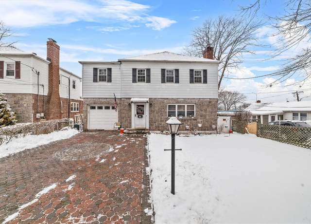 Property at 139 Midland Ter, Yonkers, NY 10704, 3 beds, 1.5 baths