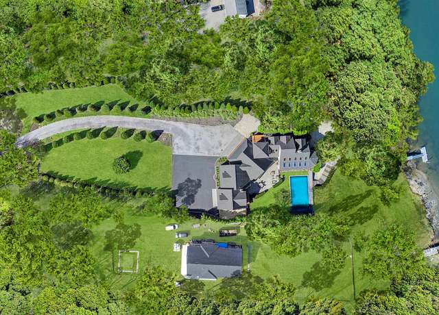 Property at 3200 Cox Neck Rd, Mattituck, NY 11952, 6 beds, 6 baths