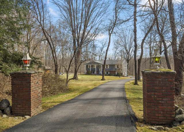Property at 15 Brightview Ct, Carmel, NY 10541, 3 beds, 2 baths