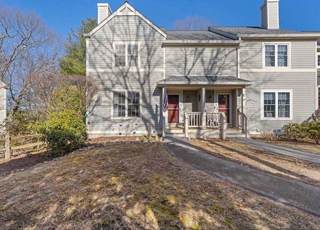 Property at 4901 Applewood Cir, Carmel, NY 10512, 2 beds, 3.5 baths