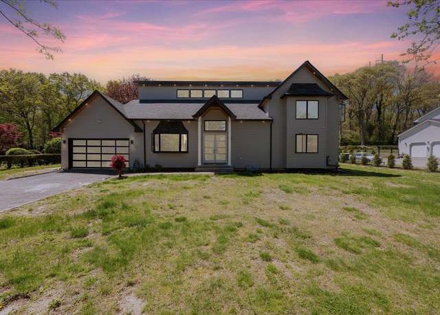 Property at 11 Grayon Dr, Dix Hills, NY 11746, 4 beds, 3 baths