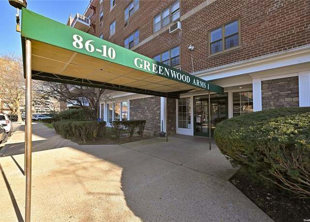Property at 86-10 151 Ave Unit 4G, Howard Beach, NY 11414, 2 beds, 2 baths