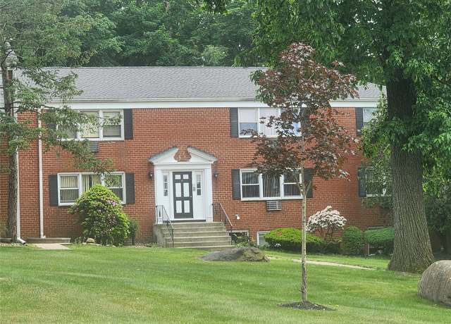 Property at 11 Revere Ct #2513, Suffern, NY 10901, 2 beds, 1.5 baths