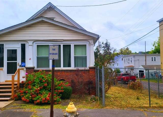 Property at 48 First Ave, Kingston, NY 12401, 3 beds, 1 bath
