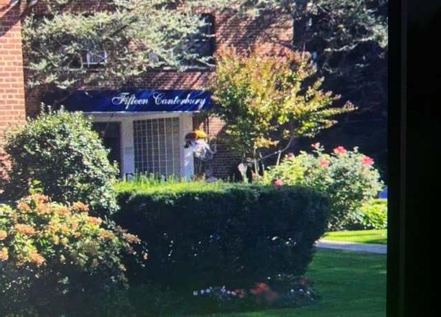 Property at 15 Canterbury Unit C19, Great Neck, NY 11021, 1 bath