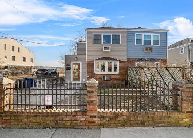 Property at 3296 Griswold Ave, Bronx, NY 10465, 3 beds, 2.5 baths