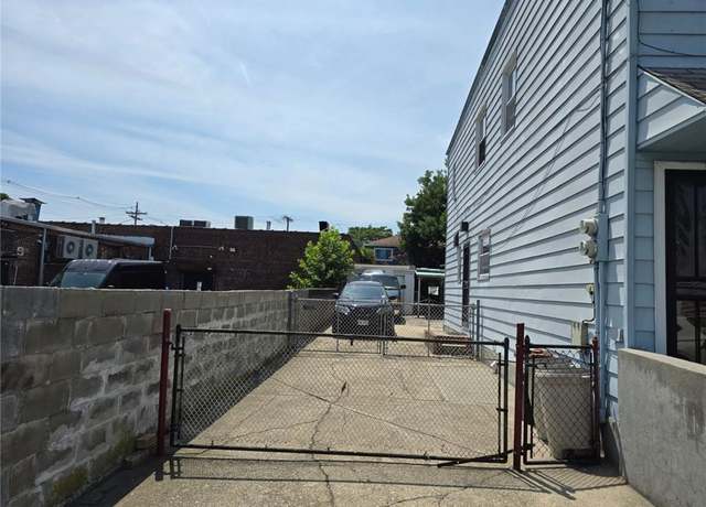 Property at 1390 East 95th St, Brooklyn, NY 11236, 4 beds, 4 baths