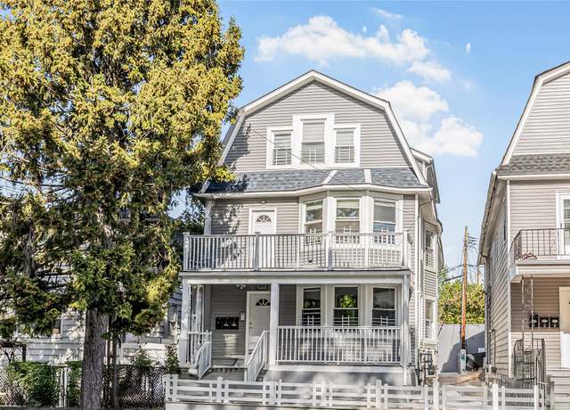Property at 376 Hawthorne Ave, Yonkers, NY 10705, 11 beds, 4 baths