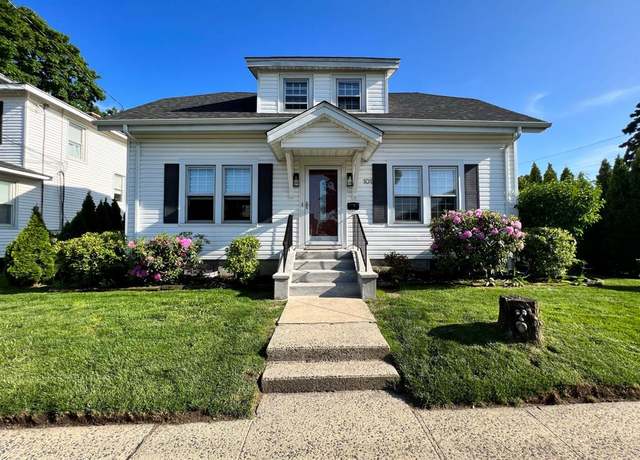 Property at 101 Oswego St, North Bellmore, NY 11710, 3 beds, 2 baths