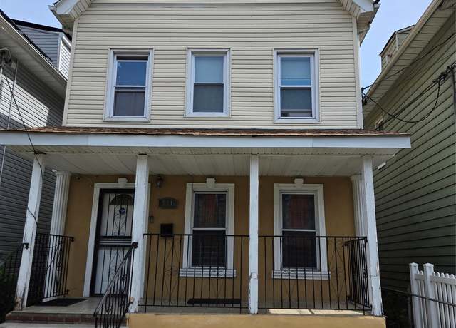 Property at 731 E 218th St, Bronx, NY 10467, 5 beds, 2 baths