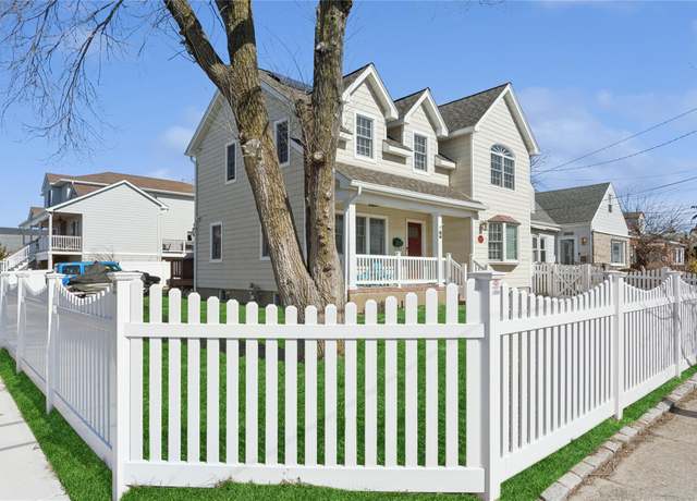 Property at 2094 Bay Blvd, Atlantic Beach, NY 11509, 3 beds, 2 baths