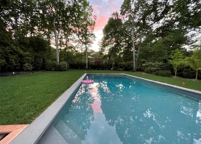 Property at 143 Gardiner Ave, East Hampton, NY 11937, 3 beds, 1.5 baths