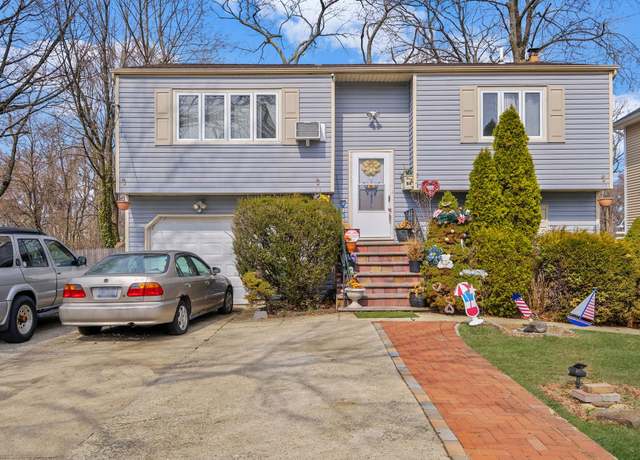 Property at 44 E 12th St, Huntington Station, NY 11746, 4 beds, 2.5 baths