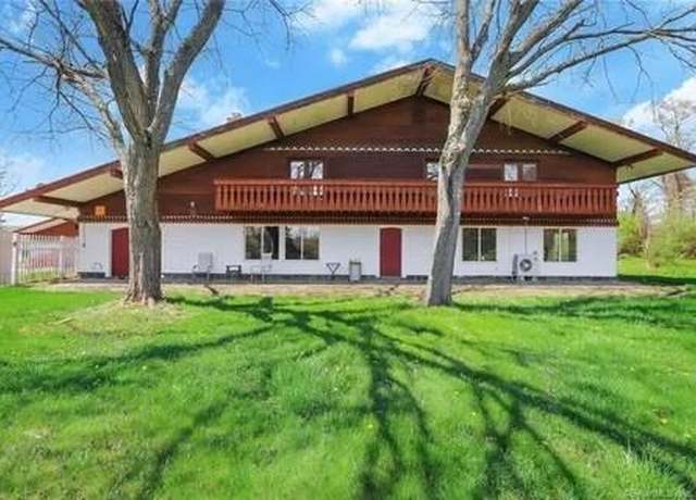 Property at 237-239 Hynes Rd, Poughquag, NY 12570, 4 beds, 3.5 baths