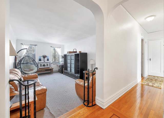 Property at 2962 Decatur Ave Unit 5th Floor, Bronx, NY 10458, 2 beds, 1 bath