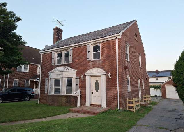 Property at 79 Elmwood Ave, Hempstead, NY 11550, 3 beds, 1.5 baths
