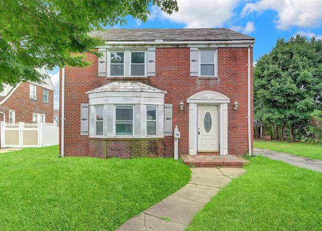 Property at 79 Elmwood Ave, Hempstead, NY 11550, 3 beds, 1.5 baths