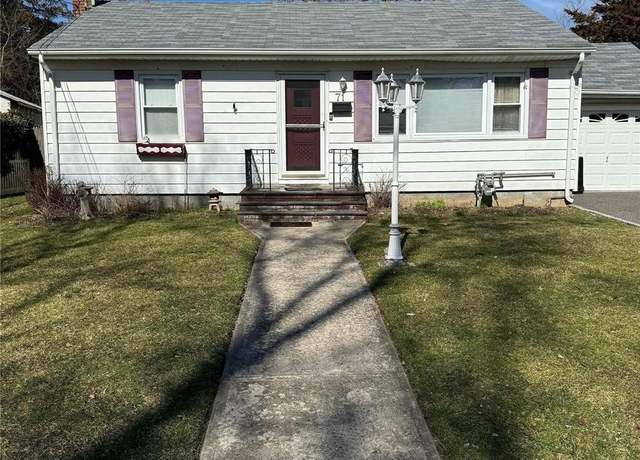 Property at Undisclosed address, Glen Cove, NY 11542, 3 beds, 2.5 baths