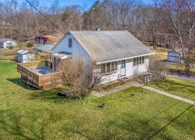 Property at 5088 Searsville Rd, Pine Bush, NY 12566, 3 beds, 1 bath