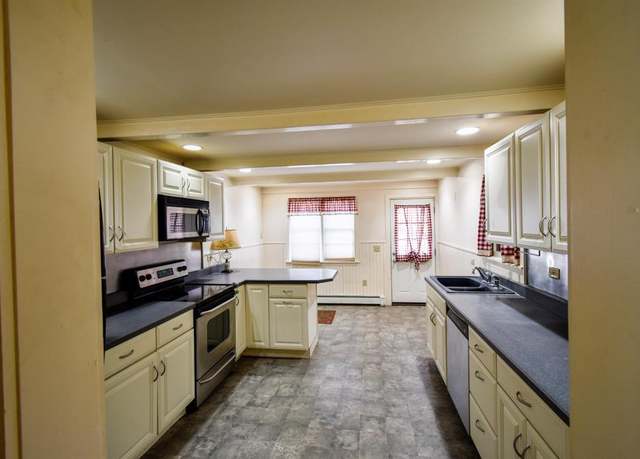 Property at 6099 Route 82, Stanfordville, NY 12581, 3 beds, 2 baths
