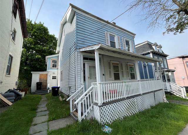 Property at 148 Franklin St, Poughkeepsie, NY 12601, 4 beds, 3 baths