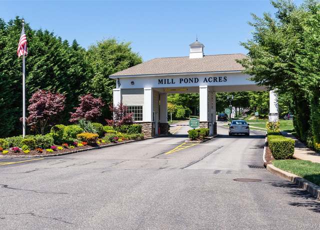 Property at 106 Pond View Dr, Port Washington, NY 11050, 2 beds, 2 baths