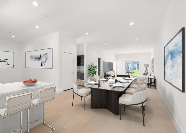Property at 21 Montauk Hwy #3 #3, Westhampton, NY 11977, 2 beds, 2 baths