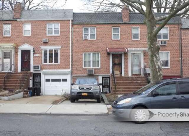 Property at 53-31 194 St, Fresh Meadows, NY 11365, 3 beds, 2 baths