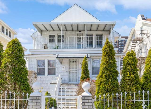 Property at 325 Beach 29 St, Far Rockaway, NY 11691, 4 beds, 3 baths