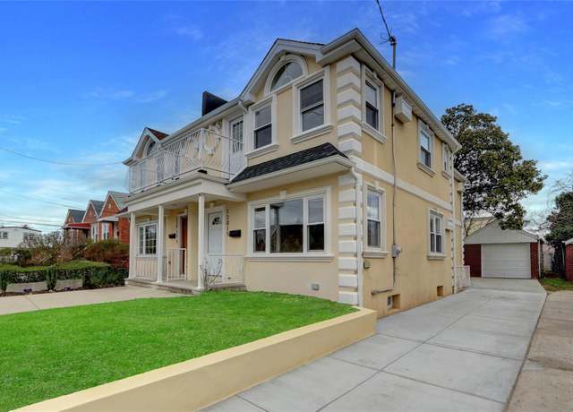 Property at 120-15 196th St, Saint Albans, NY 11412, 3 beds, 3.5 baths