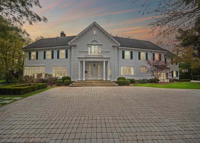 Property at 58 Beverly Rd, Great Neck, NY 11021, 6 beds, 5.5 baths