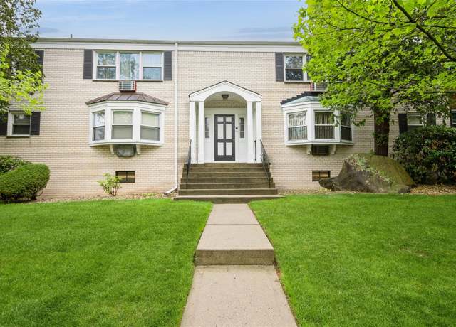 Property at 8 Essex Ln #2710, Suffern, NY 10901, 1 bed, 1 bath