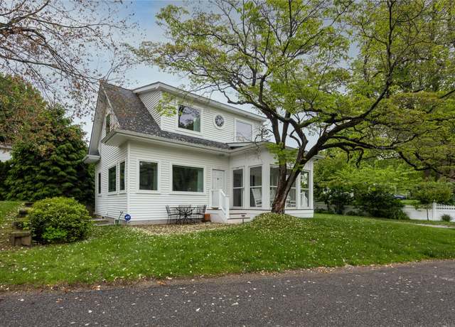 Property at 47 Champlain Dr, Carmel, NY 10512, 1 bed, 2 baths