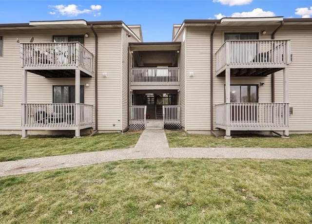 Property at 213 Concord Ln, Middletown, NY 10940, 2 beds, 1.5 baths