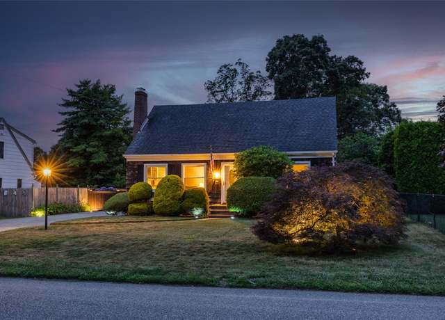 Property at 124 Rollstone Ave, West Sayville, NY 11796, 4 beds, 2 baths