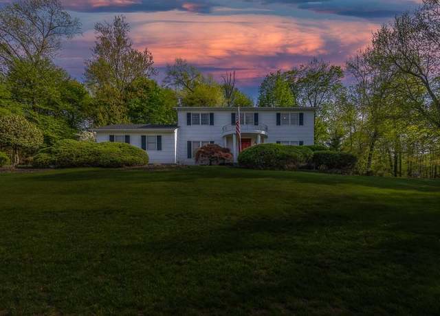 Property at 6 Overhill Ln, New City, NY 10956, 5 beds, 2.5 baths