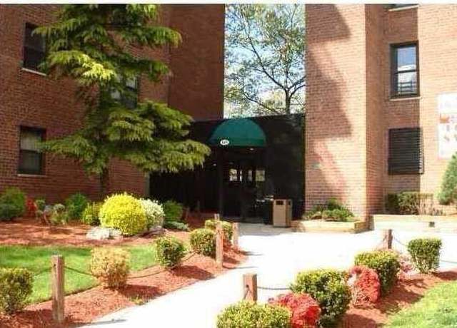 Property at 145 Lincoln Ave Unit 1K, Staten Island, NY 10306, 2 beds, 1 bath